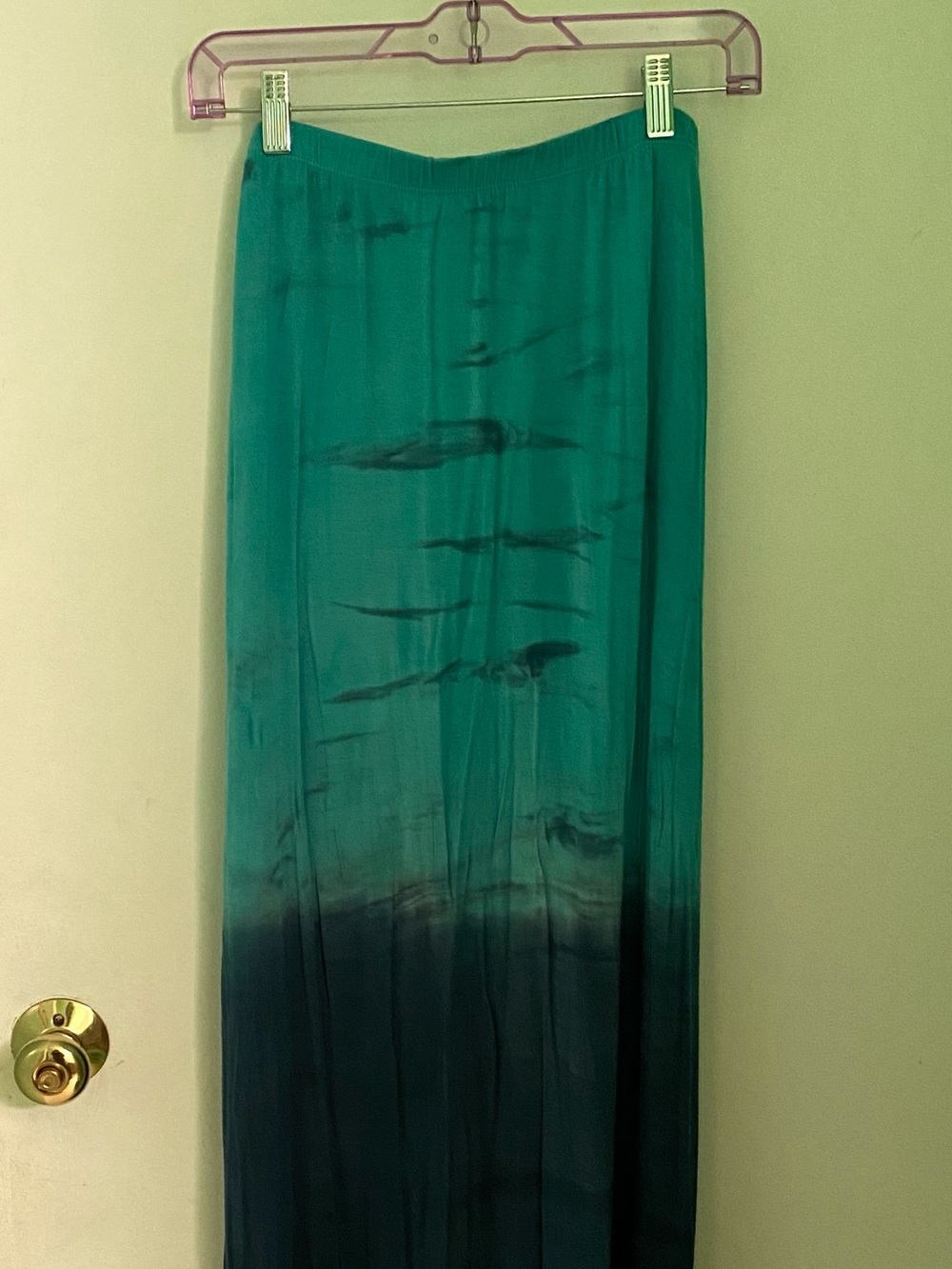 Tryst Teal to Navy Ombre Maxi Skirt